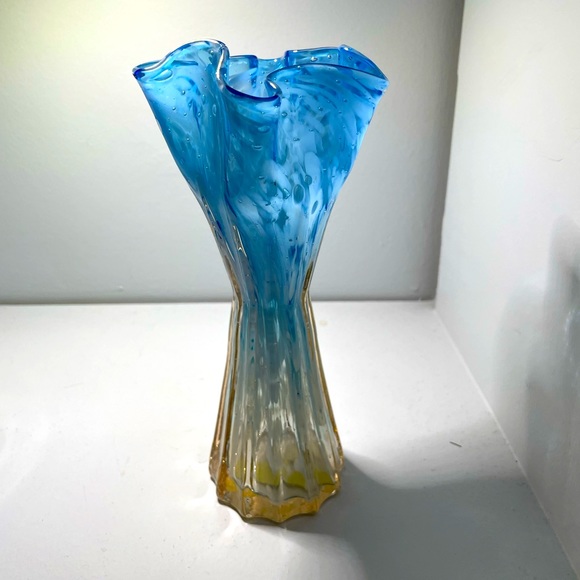 Vintage Murano style vase - Picture 1 of 2